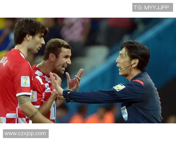 亚松森国民与漫塔海豚的精彩对决揭幕足球激情之夜